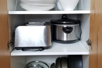 Example of a trendy kitchen design in Minneapolis