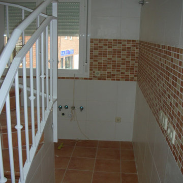 Edificio 4 apartamentos, 242,05 metros cuadrados.