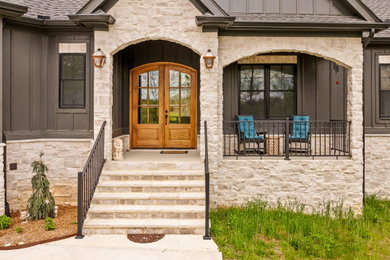 Example of an arts and crafts home design design in Other