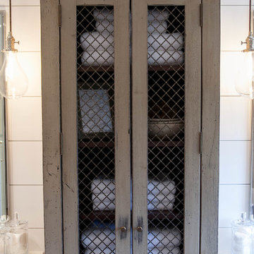 Nazareth Master Bathroom