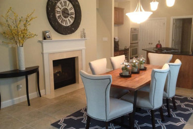 Kitchen - traditional kitchen idea in St Louis