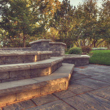 Beautify your back yard living space with Rosetta Dimensional Flagstone