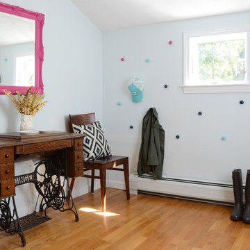 My Houzz: Classic Style With a Colorful DIY Twist in New England
