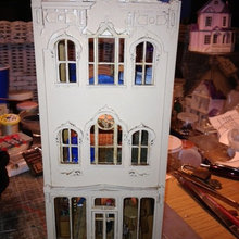 Dollhouses in Quarter Inch Scale