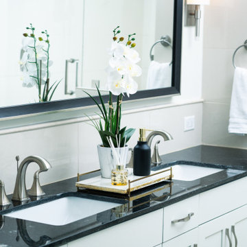 River Oaks Transitional Model Apartment
