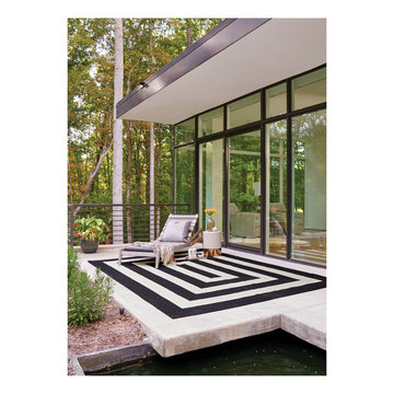 Willoughby Concentric Rectangle Braided Rugs, Black/White