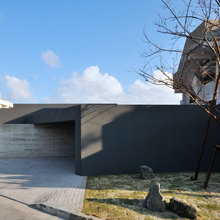 Carport / Garage