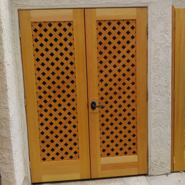 OutsideDoors