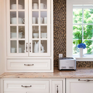 Modern Traditional Kitchen