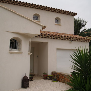 Villa provençale à étage partiel