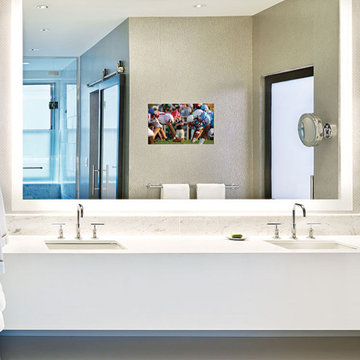 Electric Mirror SIL-156-AV-3642 Silhouette with 15" TV 36 x 42 x 1.75 Mirror TV