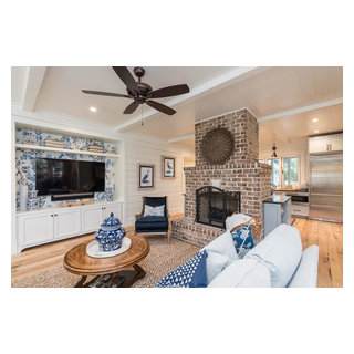 Sweet Southern - Palmetto Bluff - Beach Style - Living Room - Atlanta ...