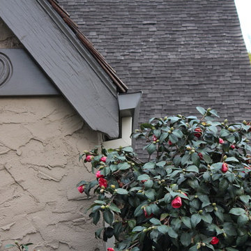 1920s Home in San Marino California, Angle Faced Gutter with Smooth Downspouts