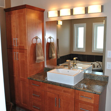 Kitchens & Cabinets
