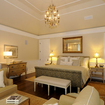 Elegant Lake Retreat