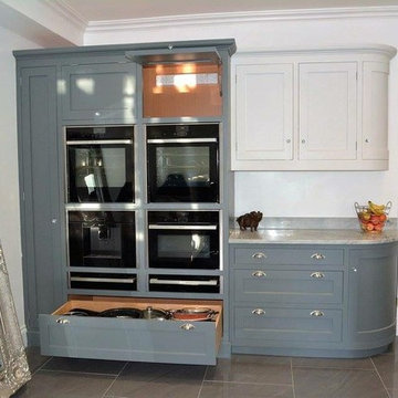 Georgian House Kitchen Appliances & Storage