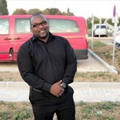 Neves Mabu's photo