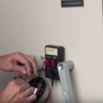 Safe cracking