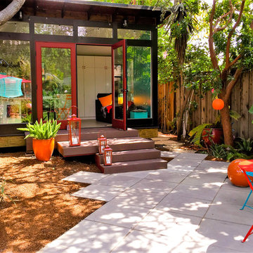 Office Hidden in a Tropical Retreat