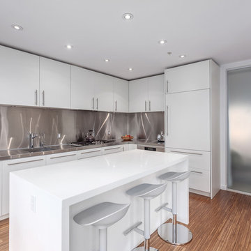 509 - 36 Water St - Modern Sub-Penthouse Gastown Loft