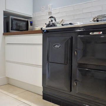 Matt White Handleless Kitchen - Buckden