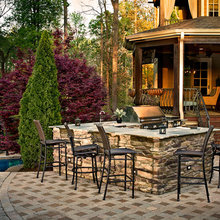 outdoor kitchen