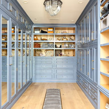 CLOSETS