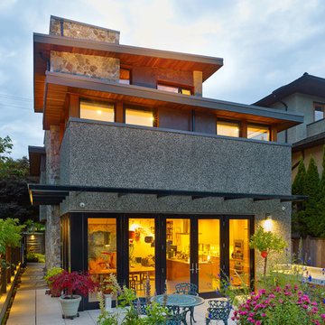 Ross Moro House