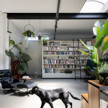 Warehouse loft Antwerpen - bibliotheekwand