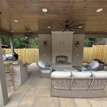 Outdoor Kitchen