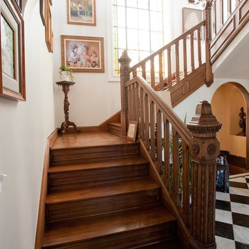 Argentinian Colonial Revival