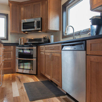 Medallion Cabinets, Shaker Style Door, Cherry Wood