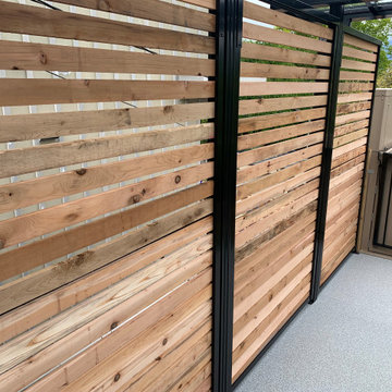 VANCOUVER – NEW DECK WITH ACCESSIBLE STAIRS