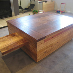 Table - Kalorama Craftmans Challenge! - Products