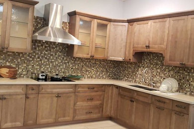 Kitchen - kitchen idea in Los Angeles
