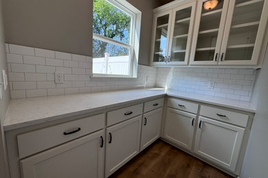 Example of a transitional kitchen design in Minneapolis