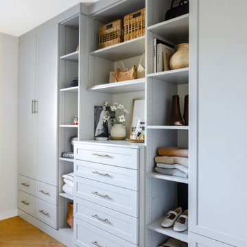 The Styled Press Living Room & Get Ready Room | St. Micheal, MN