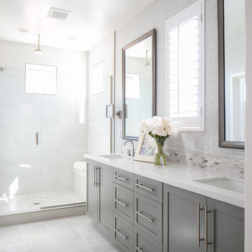 Fuchsia Master Bathroom