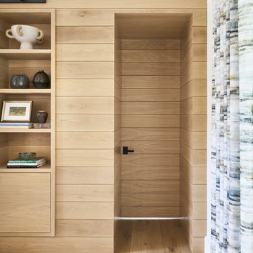 Lakeshore Modern Getaway