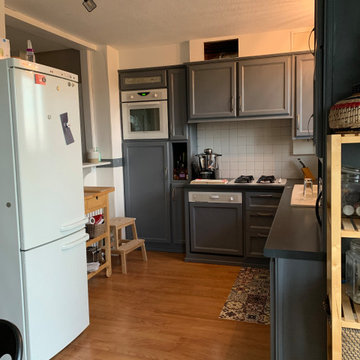 moderniser un coin cuisine rustique en cuisine ouverte dans un appartement