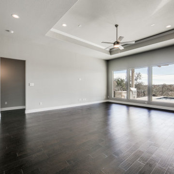 Transitional: 3,069 ft²/4 bd/3.5 bth/1ST