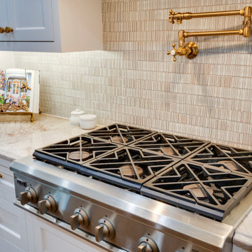 Castle Hills Custom Kitchen Backsplash & Pot Filler