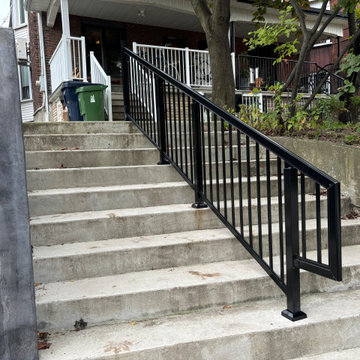 Picket Front Step Railing
