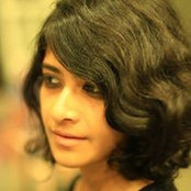 Roshnee Desai's photo