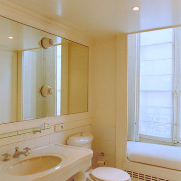 Parisian apartment / Bathroom