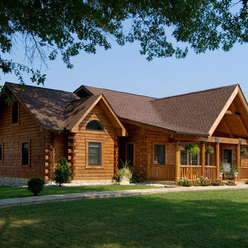 Holcomb Log Home