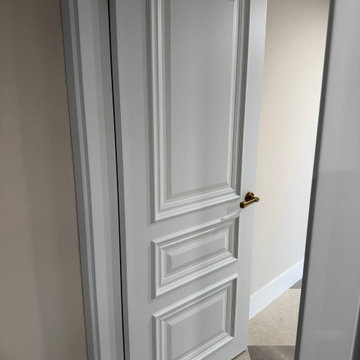 Royal collection White Enamel 9833