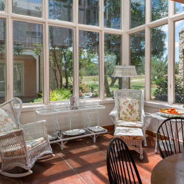 The Hill Country Solar Courtyard - Solarium