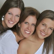 Claudia De Lustgarten's photo