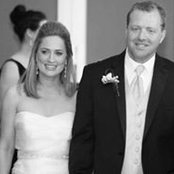 Sarah Steele's photo